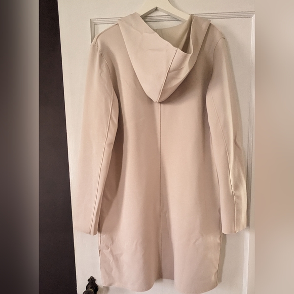 New, Carolina Belle MONTRÉAL Ivory Cardigan With A Hood, Large Pockets. Size M - Picture 3 of 10